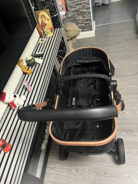 Carucior 2 in 1, 400 Ron negociabil,